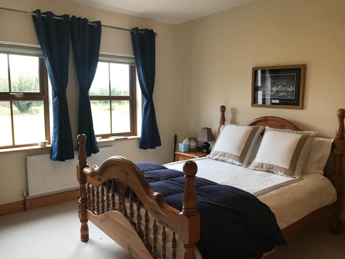 Riverbend Lodge B & B Oughterard Eksteriør billede