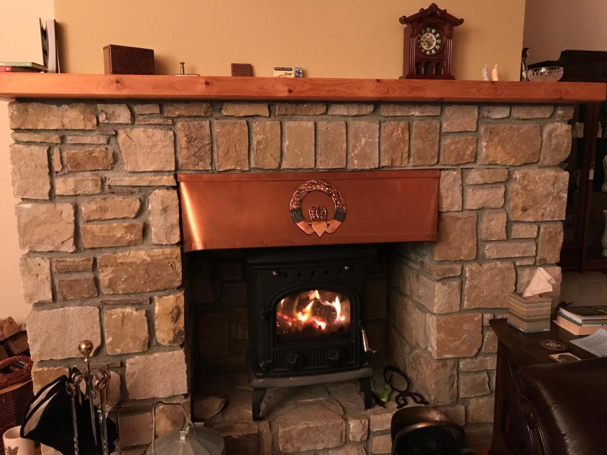Riverbend Lodge B & B Oughterard Eksteriør billede