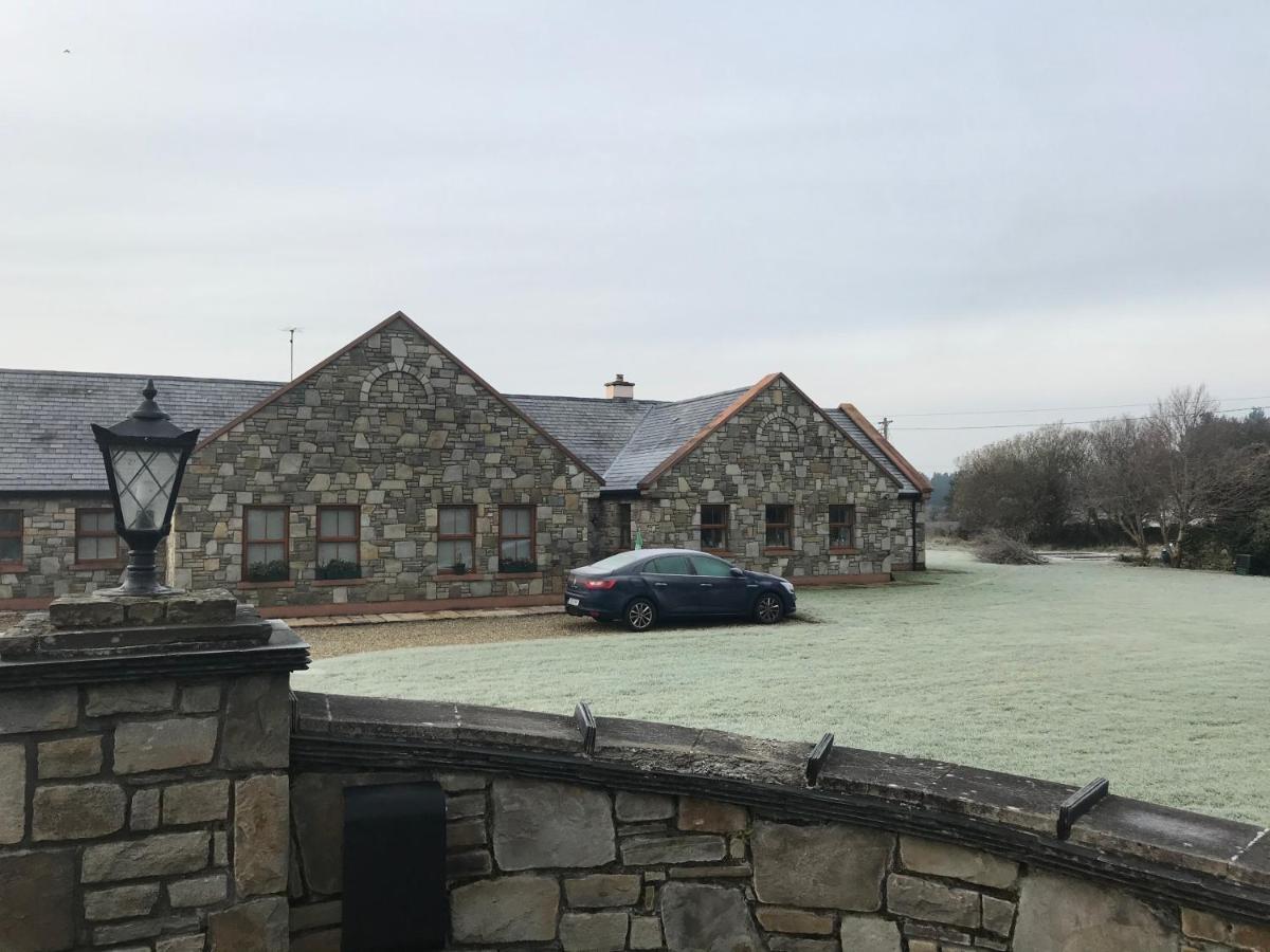 Riverbend Lodge B & B Oughterard Eksteriør billede