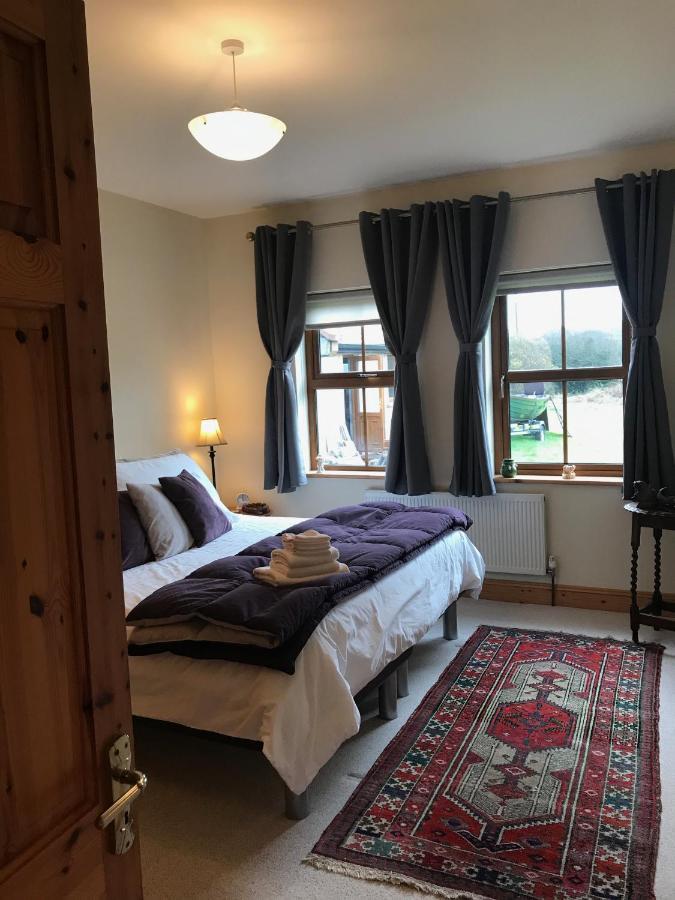 Riverbend Lodge B & B Oughterard Eksteriør billede